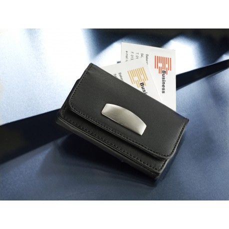 Δερμάτινη καρτοθήκη με μαγνητικό κούμπωμα € 2,60