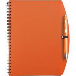 Notebook Α5  με στυλό € 3.00