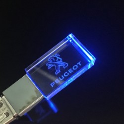 Crystal usb με φώς και χάραξη λογοτύπου € 11,00