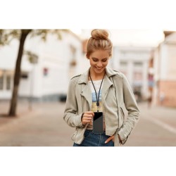 Phone holder lanyard Nonette € 1,60